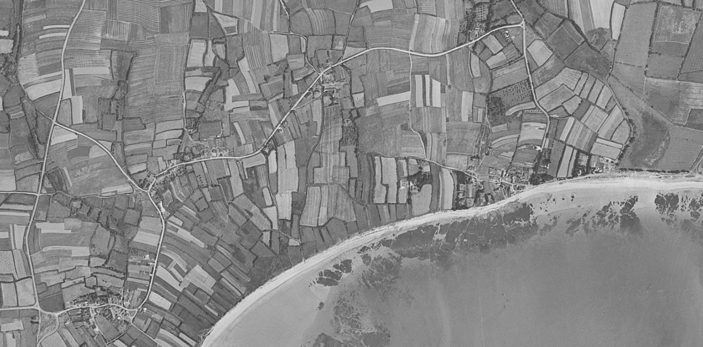 Plage de Kerfontaine — le Roaliguen, IGN 1950